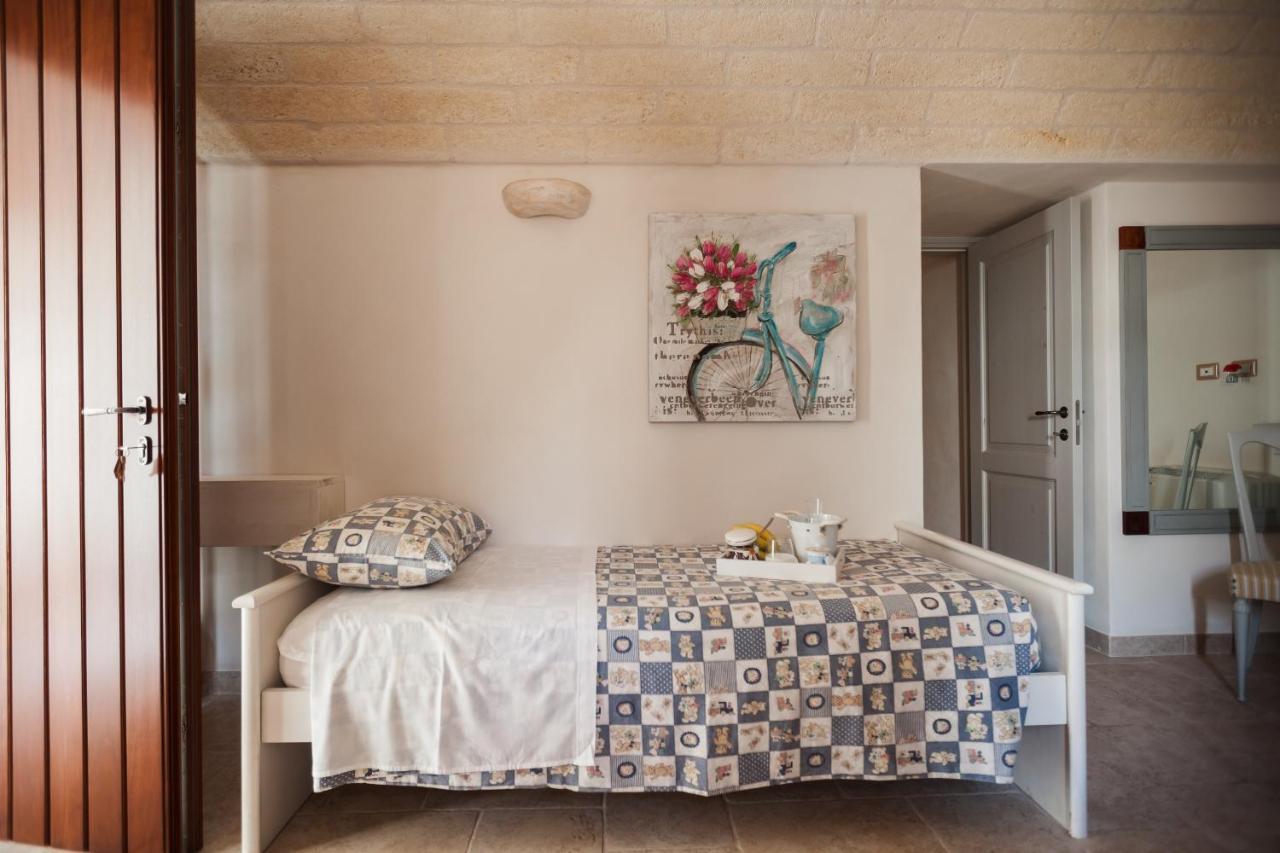 I Trulli Del Tupparello Bed & Breakfast Fasano Exterior photo