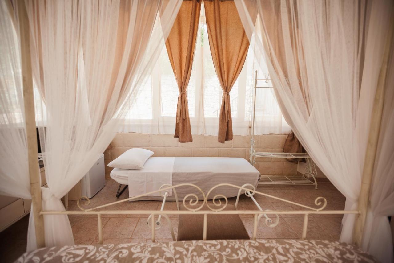 I Trulli Del Tupparello Bed & Breakfast Fasano Exterior photo
